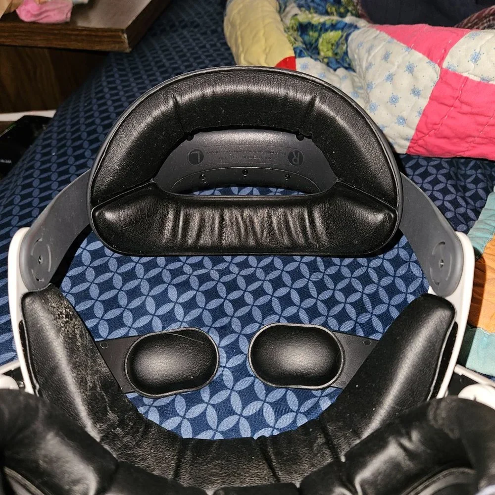 Meta Quest 2 Oculus set